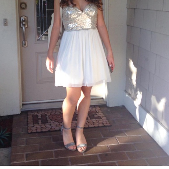 Beautiful party dress xs - Picture 2 of 2